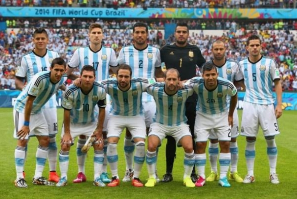 阿根廷足球队员年龄（25.5岁）