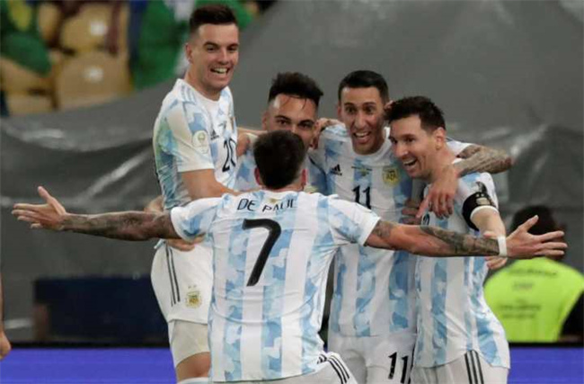 阿根廷国家队排名世界第3 (实力非常强大)