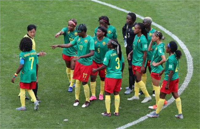 喀麦隆队公布世界杯名单（海申花外援巴索戈入选）