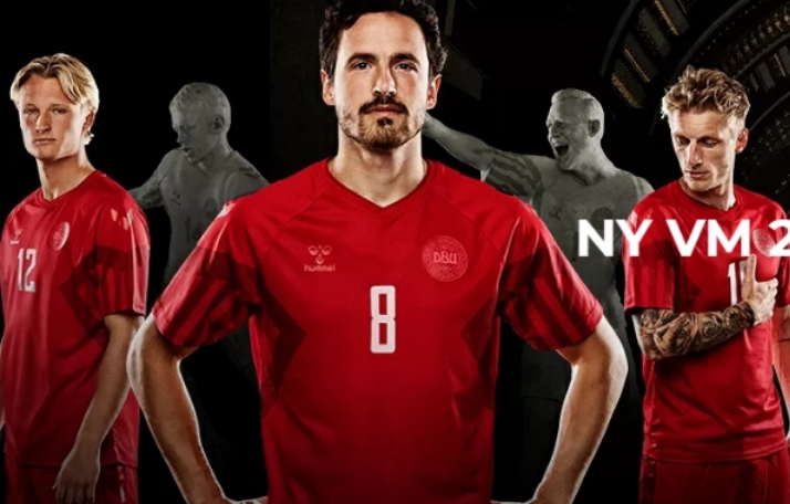 丹麦国家队球衣（主场红色及客场白色）