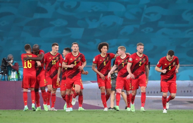 比利时国家足球队世界最新排名（排在第2名）