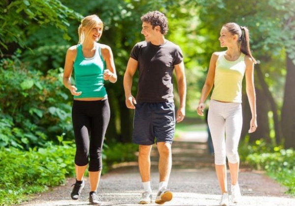分享慢跑的好处坚持运动才能成就更好的自己