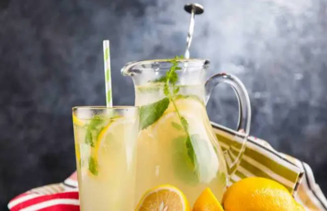 柠檬水怎么做  两个方法让教会你