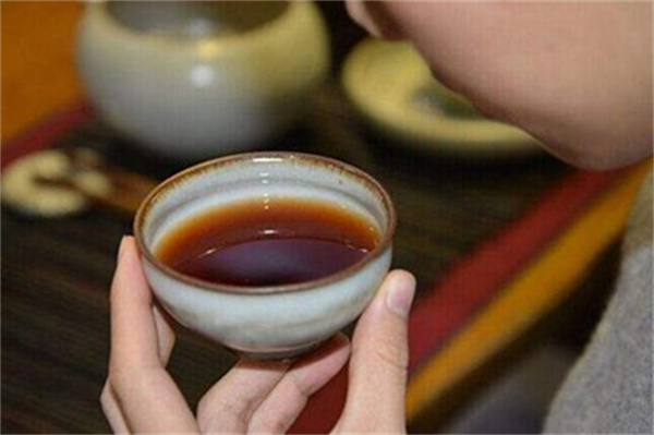 普洱茶品鉴心得：秋茶真的不如春茶妙吗？