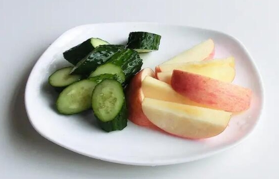 吃黄瓜减肥好还是苹果 还有哪些方法