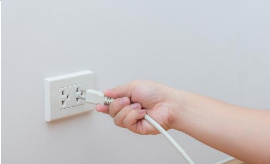 如何在家里安装家庭电器？