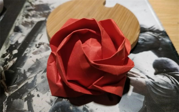 怎么折川崎玫瑰图解 川崎玫瑰花的详细折法