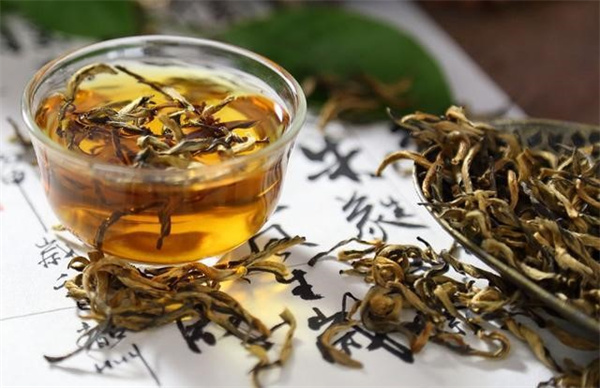 为什么有些茶适合做红茶 有些茶适合做绿茶