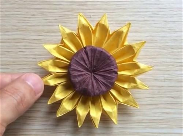 如何折纸向日葵 向日葵花的折法
