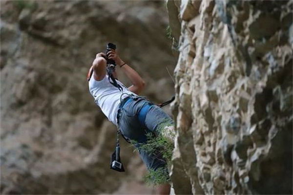 攀岩能减肥吗 攀岩是有氧运动吗