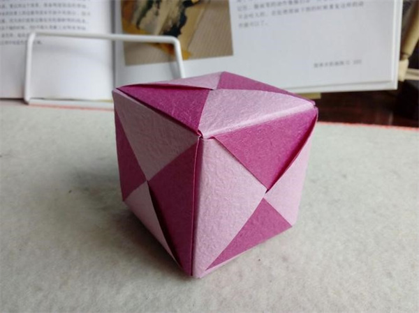 折纸立方体挂饰 立方体挂件的折法