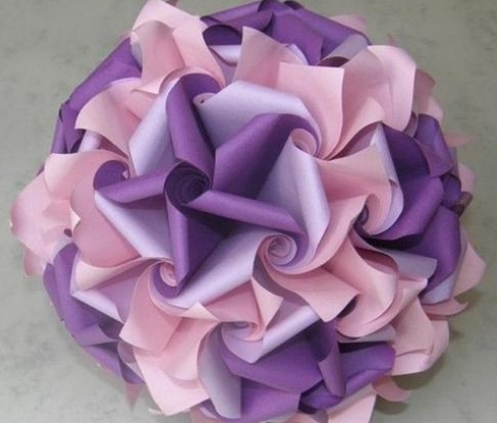 创意折纸花球作品欣赏 美丽立体纸花球