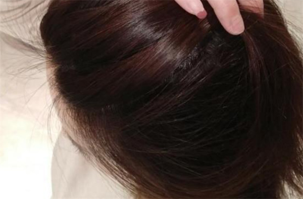 染发后头发用什么发膜 染发后头发干枯焗油有用吗