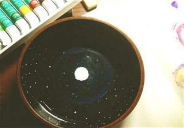 木碗里的银河系DIY 会发光的木碗宇宙制作教程