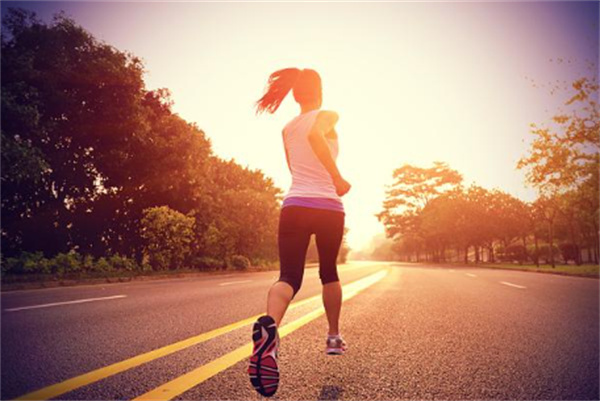 晨跑减肥效果分析保持一个健康的体魄
