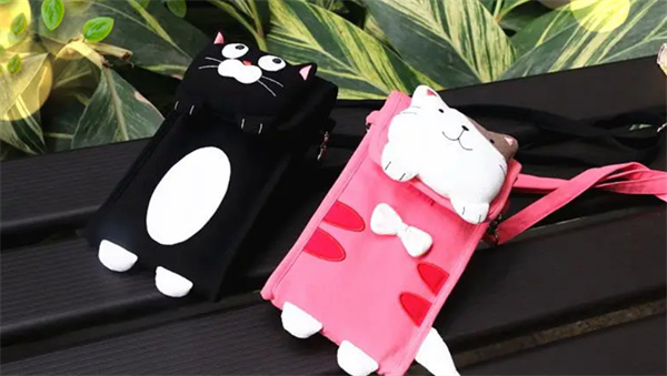 怎么制作布艺手机袋 可爱猫咪手机袋制作方法