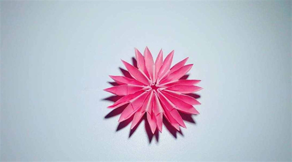 手工纸花怎么做图解 纸花的做法简单的方式
