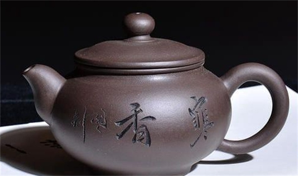 紫砂壶的智慧选择  了解不同规格壶的茶叶搭配之道