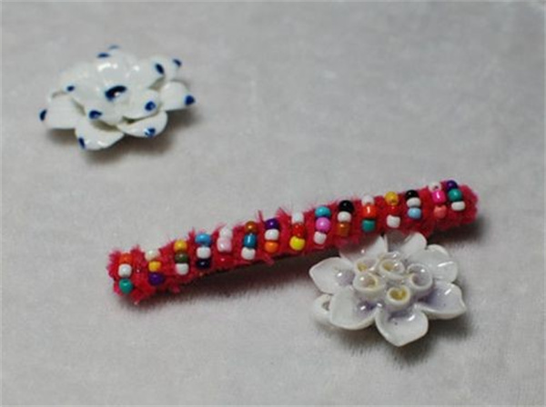 怎么做串珠发夹的方法 手工制作串珠发饰教程