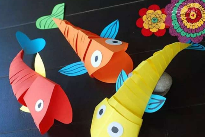 怎么制作卷纸芯小鱼 幼儿手工制作小鱼的教程