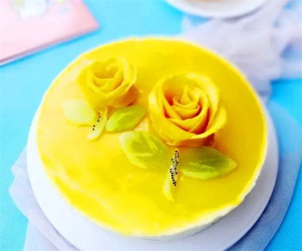 蝶恋花芒果慕斯蛋糕