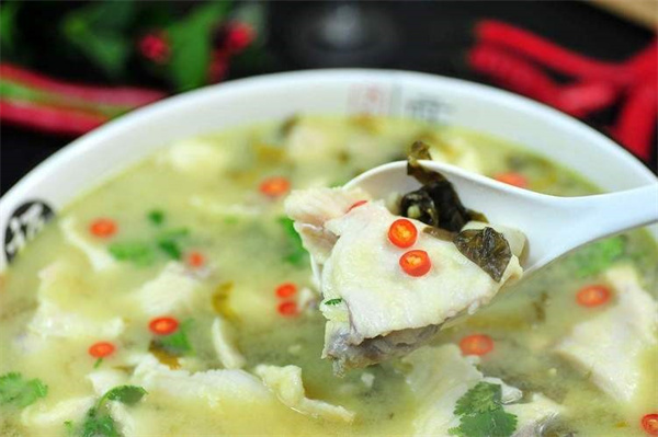 酸菜鱼片最正宗的做法清汤