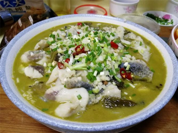 酸菜鱼片最正宗的做法清汤