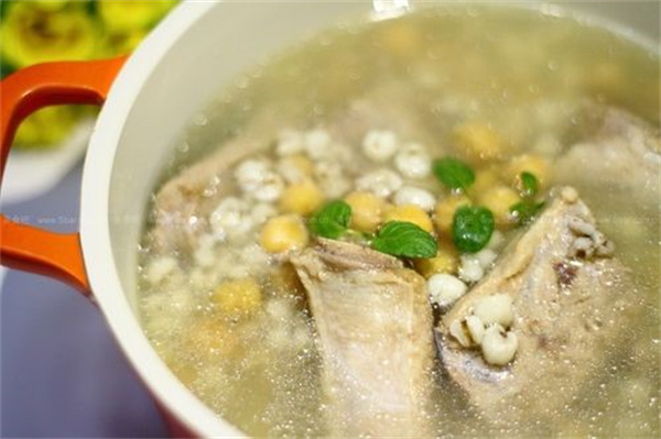 扁豆薏米排骨汤