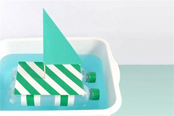 怎么用塑料瓶制作小船 饮料瓶手工制作小船