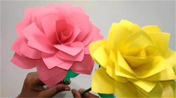 怎么简单做玫瑰花方法 手工制作纸玫瑰图解