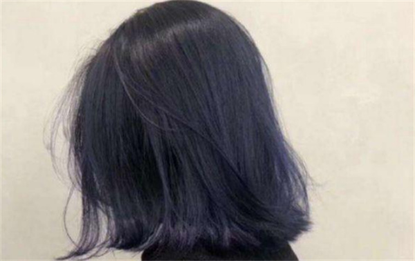 染了头发越洗越显色吗 如何降低染发的危害