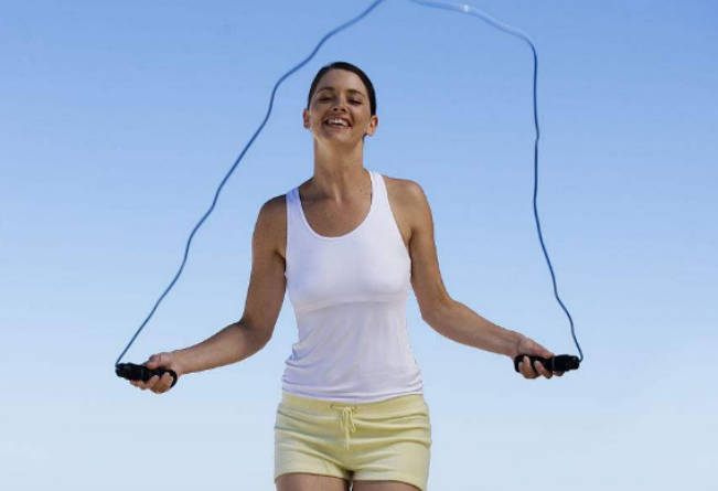 跳绳减肥效果怎样推荐这2种瘦身运动