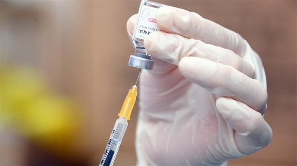 发烧可以打新冠疫苗吗 发烧为什么不能打新冠疫苗