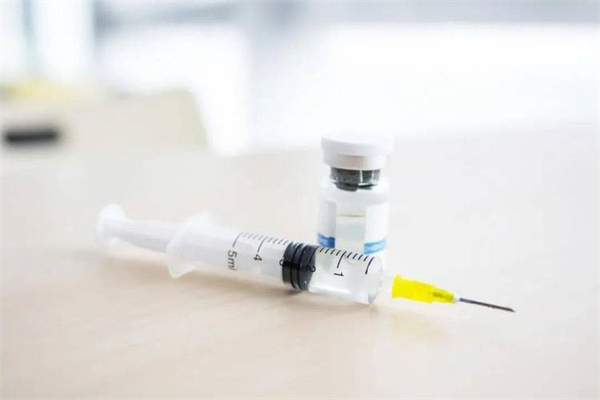 发烧可以打新冠疫苗吗 发烧为什么不能打新冠疫苗