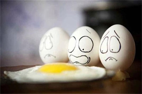 头疼可以吃鸡蛋吗 头疼吃什么食物可以缓解