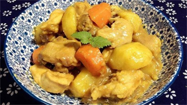 咖喱土豆焖鸡腿肉