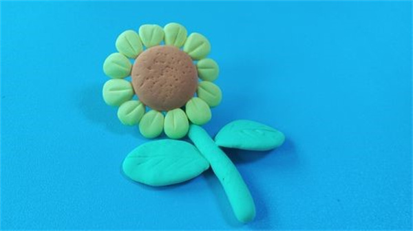 超轻粘土做向日葵的方法 粘土向日葵手工制作