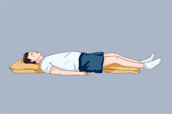 广州18岁少女睡姿不对导致脊柱弯曲 脊柱弯曲能矫正过来吗