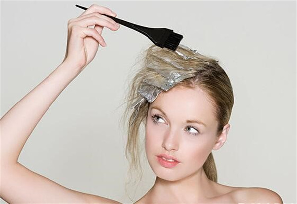 发膜多久使用一次 发膜在头发干时使用没用