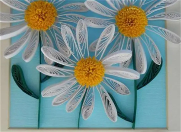 怎么用鲜花做装饰画 简易装饰画手工制作