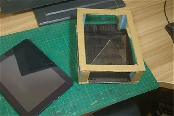 怎么做笔记本电脑散热架 瓦楞纸DIY散热架方法