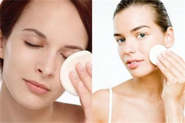 卸妆膏怎么用才正确 卸妆膏和卸妆水哪个好用对皮肤好
