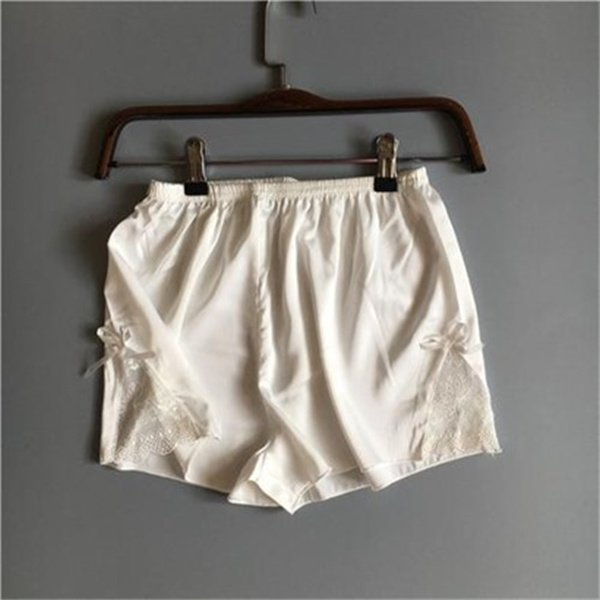 丝绸怎么改造夏装短裤 女生清凉性感短裤改造