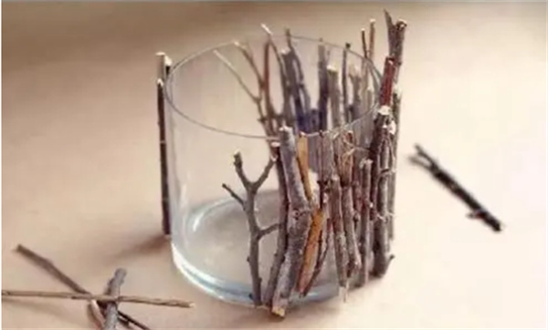 树枝怎么废物利用 制作烛台 笔筒和首饰架