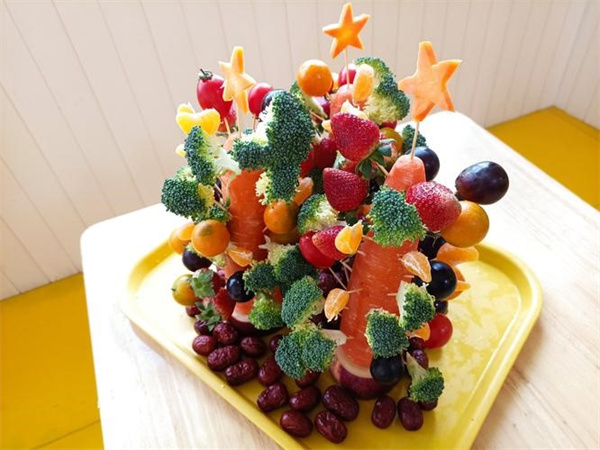 水果做圣诞树的方法 水果圣诞树的做法