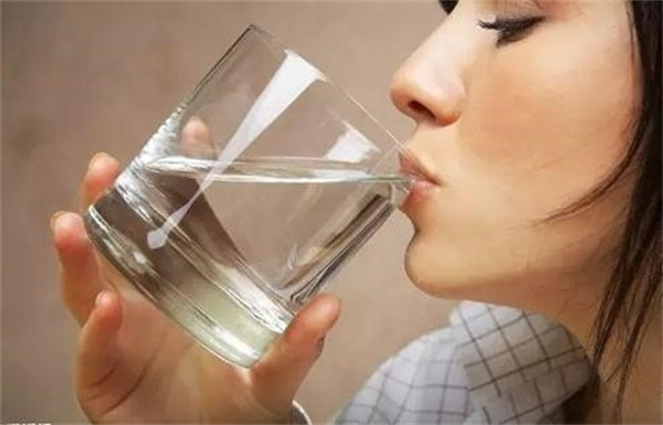 饭后喝水会长胖吗 怎么喝水有利于减肥