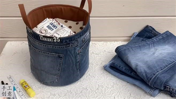简约收纳筐的制作方法 牛仔裤改造收纳筐DIY