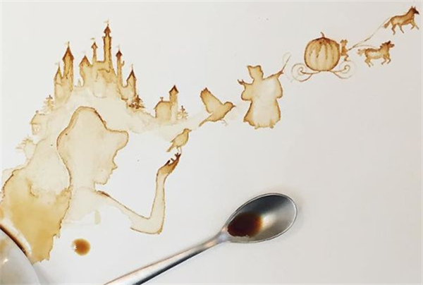 咖啡污渍画画作品 创意污渍画图片欣赏
