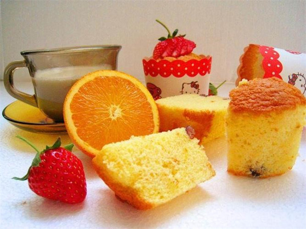 橙皮杯子蛋糕