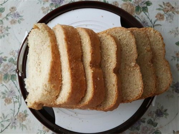 面包机版淡奶油吐司怎么做